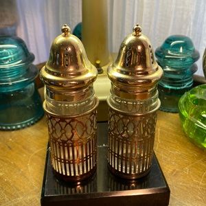 Mikasa Japan Boho Style Salt And Pepper Shakers